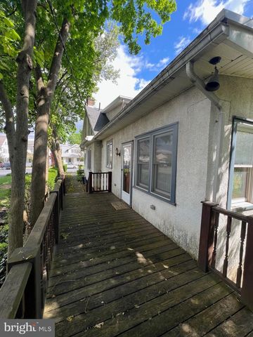 194 WALNUT ST, Lebanon, PA 17042