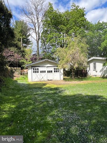 194 WALNUT ST, Lebanon, PA 17042