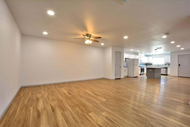 1209 N Essex Avenue, Lubbock, TX 79416