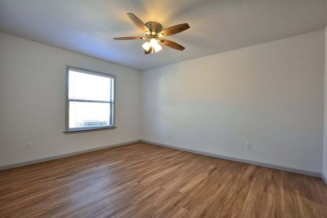 1209 N Essex Avenue, Lubbock, TX 79416