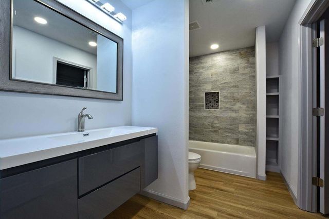 1209 N Essex Avenue, Lubbock, TX 79416