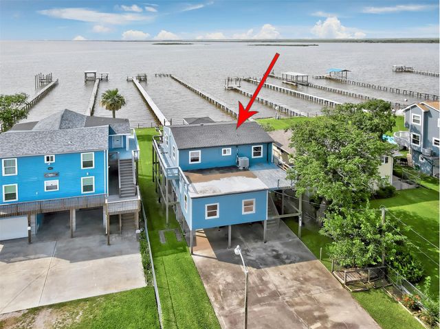 1537 John Street, Dickinson, TX 77539