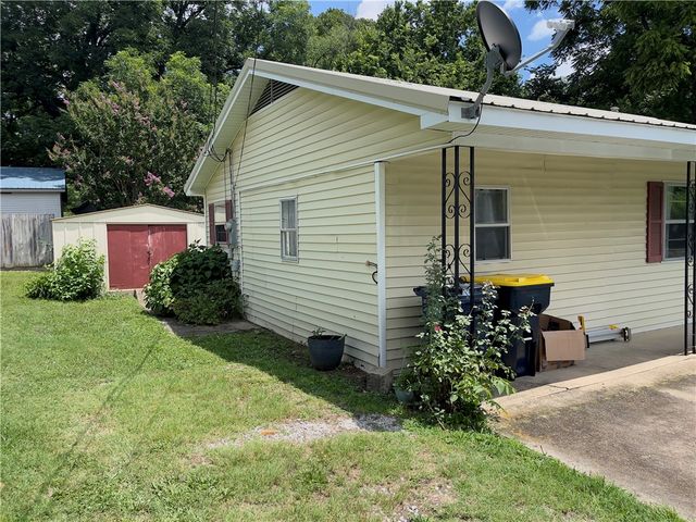 315 Glines Court, Harrison, AR 72601