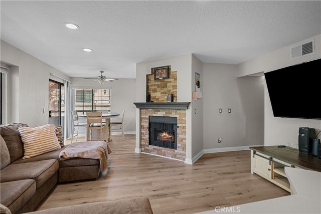 18114 Erik Court 5131, Canyon Country, CA 91387