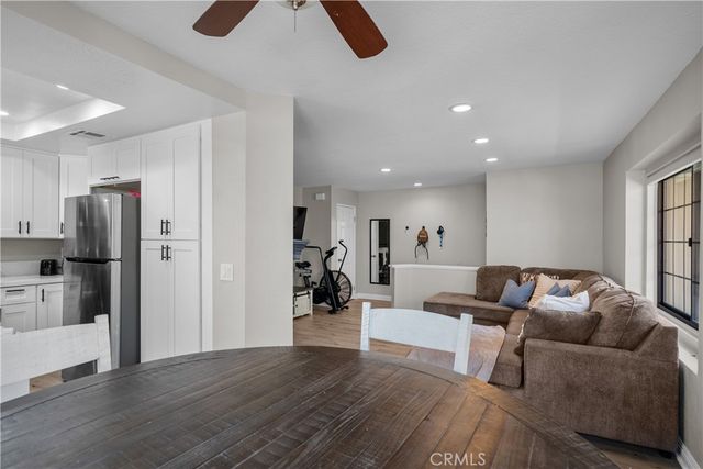 18114 Erik Court 5131, Canyon Country, CA 91387