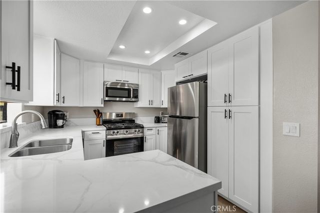 18114 Erik Court 5131, Canyon Country, CA 91387