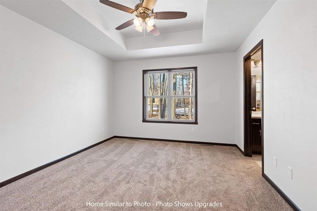 1926 HUFFCUTT LANE, Waupaca, WI 54981