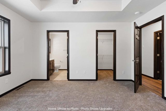 1926 HUFFCUTT LANE, Waupaca, WI 54981