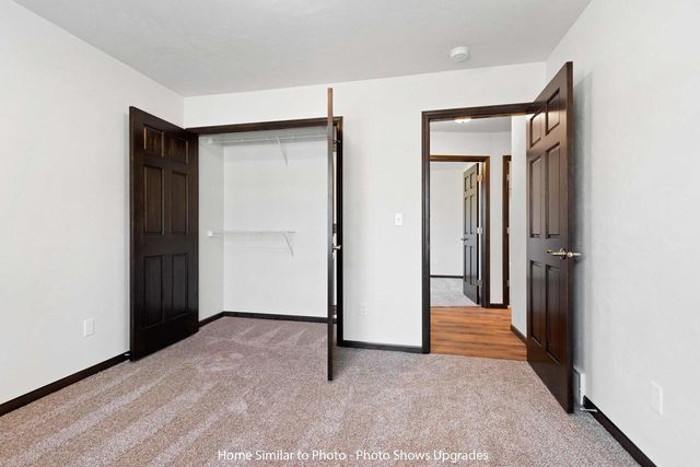 1926 HUFFCUTT LANE, Waupaca, WI 54981