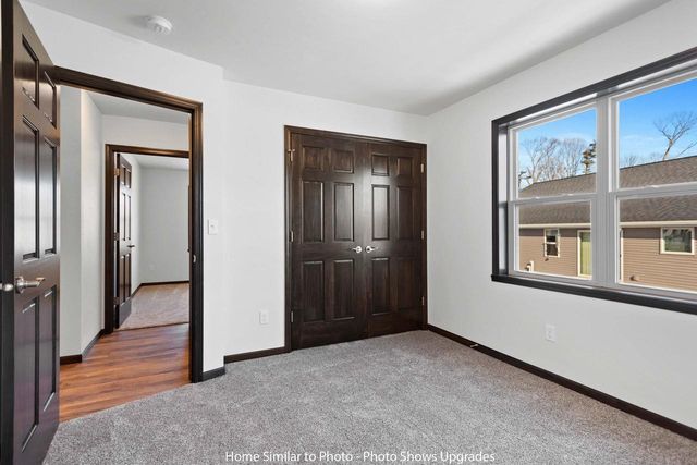 1926 HUFFCUTT LANE, Waupaca, WI 54981