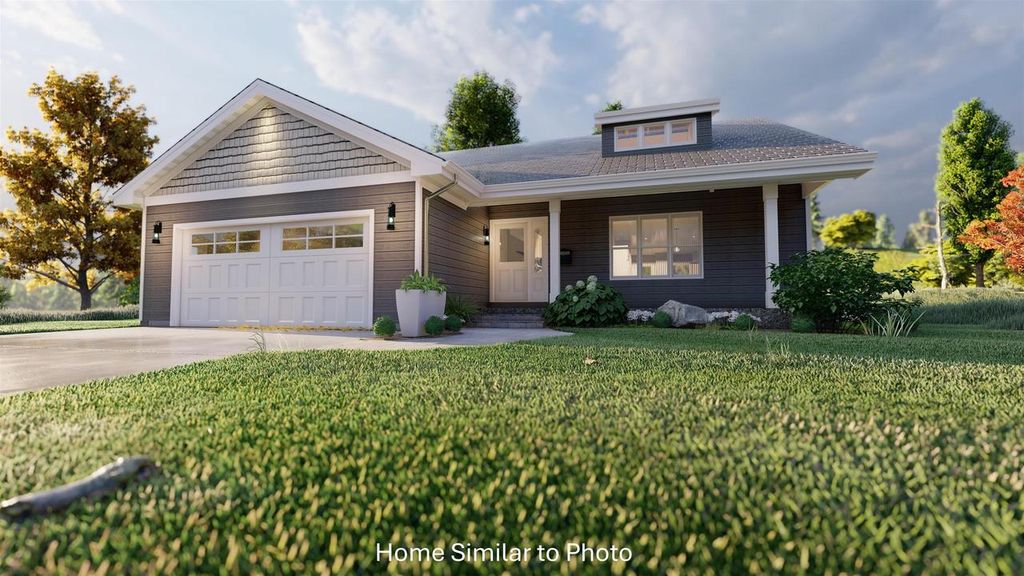 1926 HUFFCUTT LANE, Waupaca, WI 54981