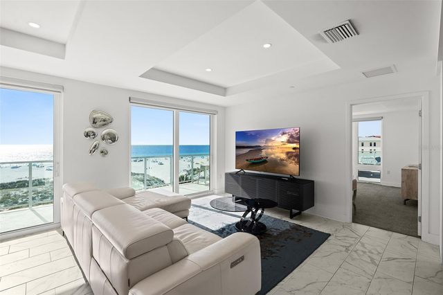 15 AVALON STREET 502, Clearwater Beach, FL 33767
