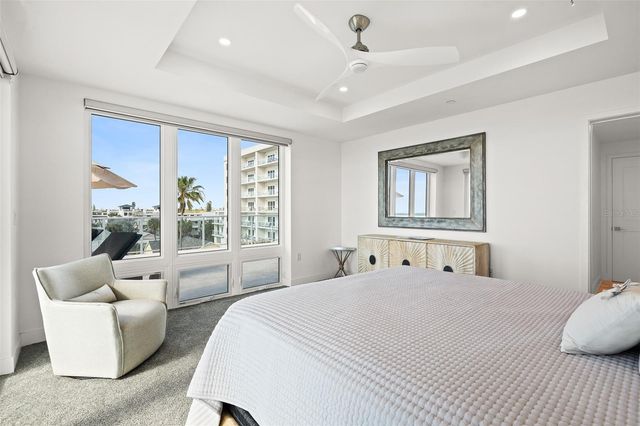 15 AVALON STREET 502, Clearwater Beach, FL 33767