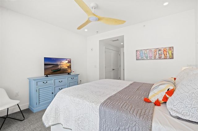15 AVALON STREET 502, Clearwater Beach, FL 33767