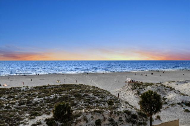 15 AVALON STREET 502, Clearwater Beach, FL 33767