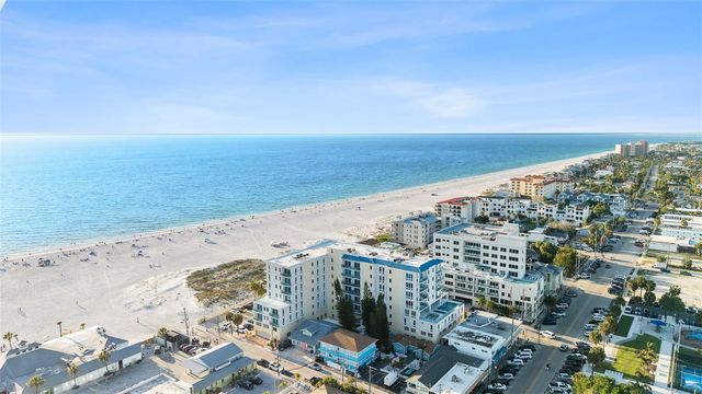 15 AVALON STREET 502, Clearwater Beach, FL 33767