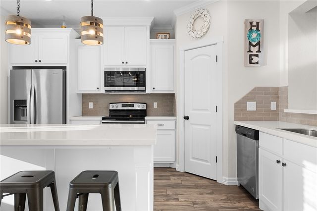 2143 Mountain Wind Loop, Bryan, TX 77807