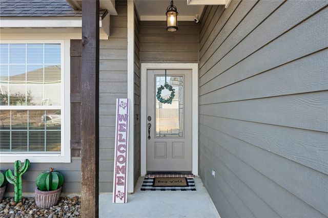 2143 Mountain Wind Loop, Bryan, TX 77807