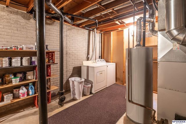 709 Sunny Slope Road, Lincoln, NE 68505