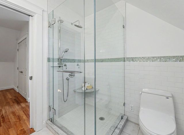 250 Chelmsford St, Chelmsford, MA 01824