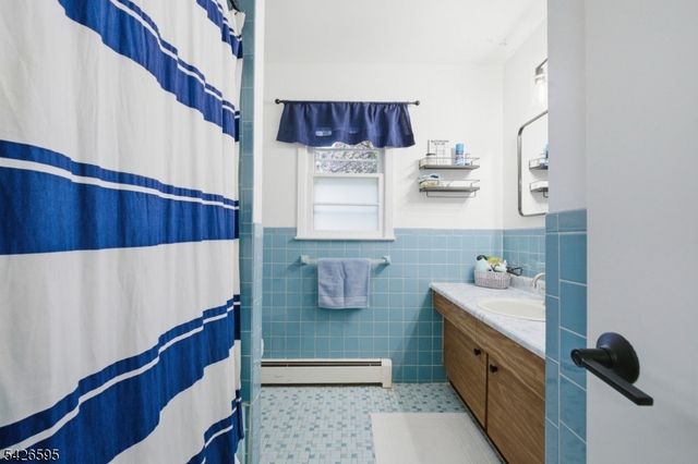 30 Cheryl Rd, Montville Twp., NJ 07058