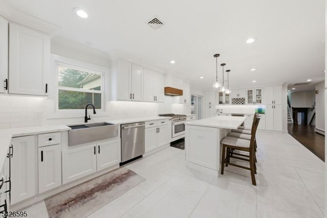 30 Cheryl Rd, Montville Twp., NJ 07058