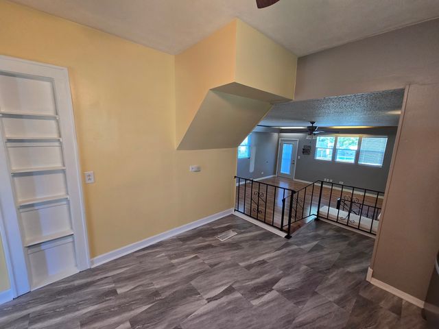14920 Hamlin Avenue, Midlothian, IL 60445