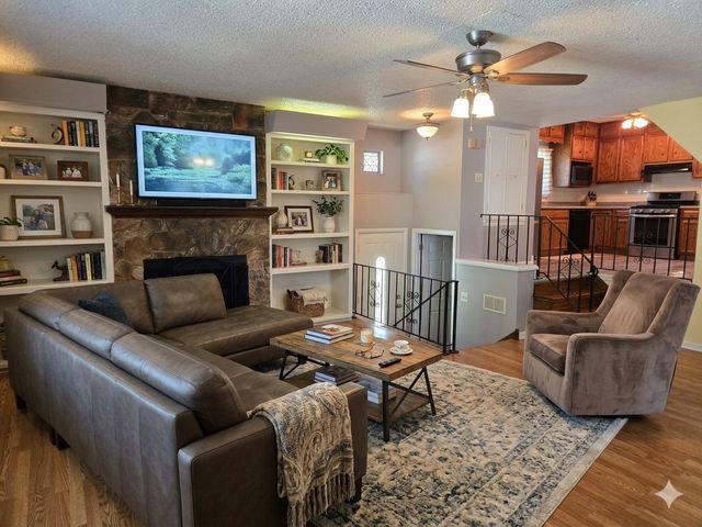 14920 Hamlin Avenue, Midlothian, IL 60445