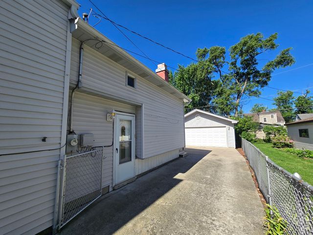 14920 Hamlin Avenue, Midlothian, IL 60445