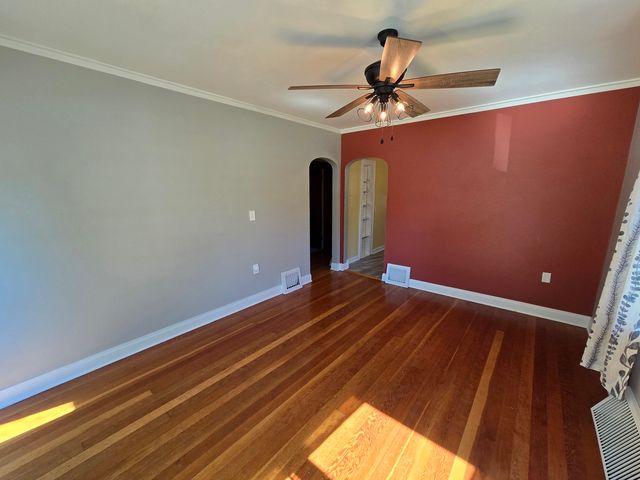 14920 Hamlin Avenue, Midlothian, IL 60445
