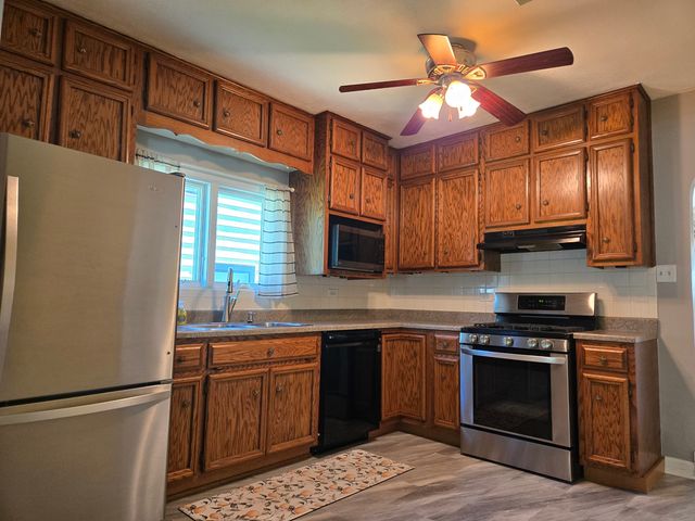 14920 Hamlin Avenue, Midlothian, IL 60445