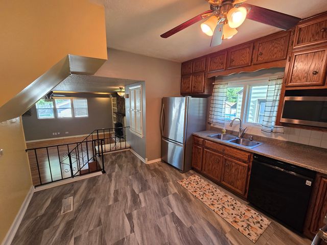 14920 Hamlin Avenue, Midlothian, IL 60445