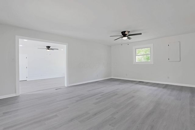 6375 W Mohican Drive, Powell, OH 43065