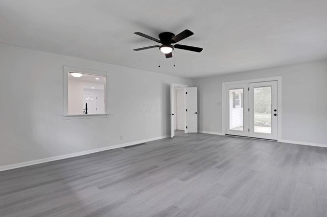 6375 W Mohican Drive, Powell, OH 43065