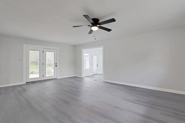 6375 W Mohican Drive, Powell, OH 43065
