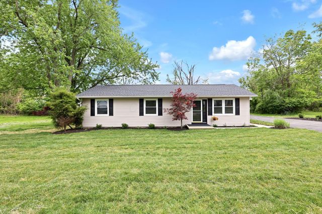 6375 W Mohican Drive, Powell, OH 43065