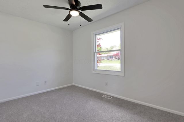 6375 W Mohican Drive, Powell, OH 43065