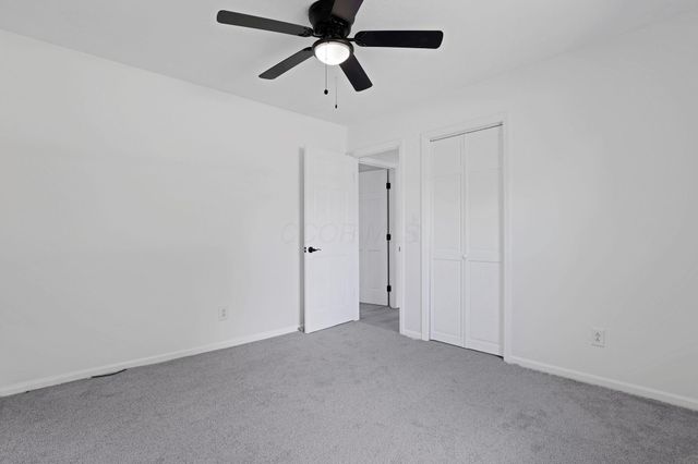 6375 W Mohican Drive, Powell, OH 43065