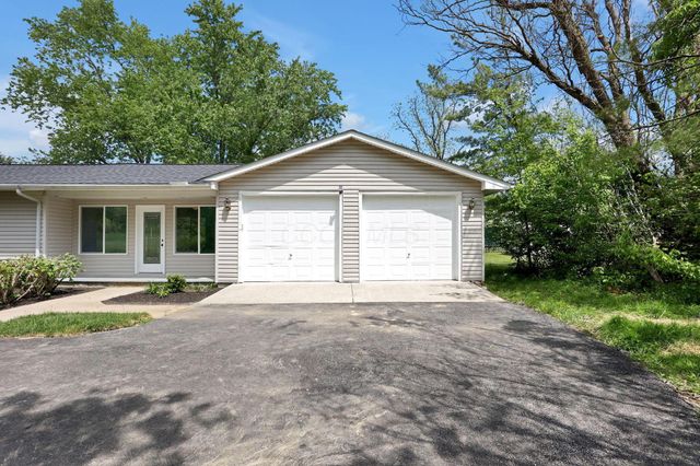 6375 W Mohican Drive, Powell, OH 43065