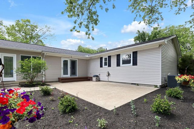 6375 W Mohican Drive, Powell, OH 43065