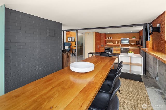 1207 26th Avenue E, Seattle, WA 98112