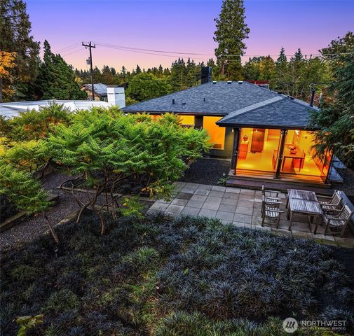 1207 26th Avenue E, Seattle, WA 98112