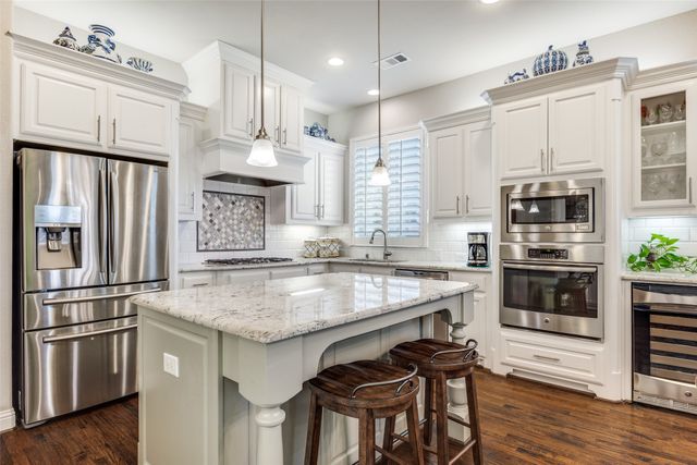 3005 Aberdeen Drive, The Colony, TX 75056