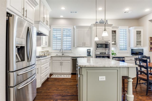 3005 Aberdeen Drive, The Colony, TX 75056