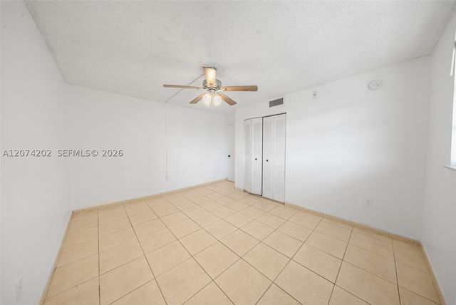 14155 SW 87th St 404-E, Miami, FL 33183
