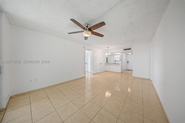 14155 SW 87th St 404-E, Miami, FL 33183