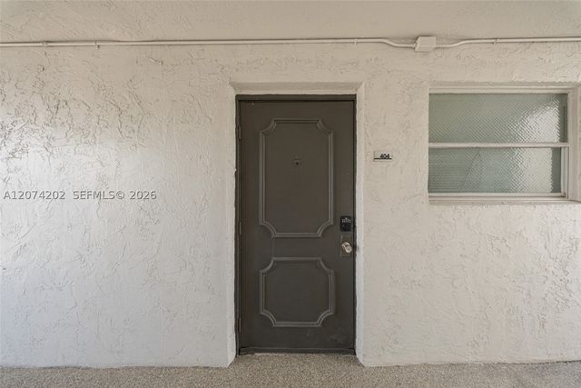 14155 SW 87th St 404-E, Miami, FL 33183