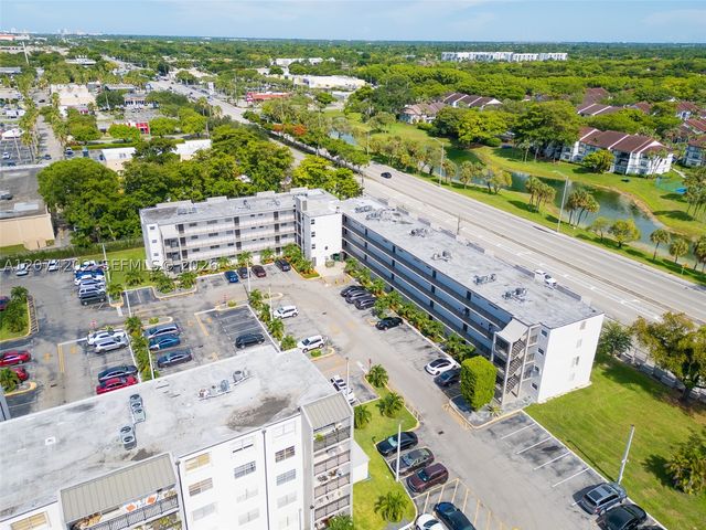 14155 SW 87th St 404-E, Miami, FL 33183