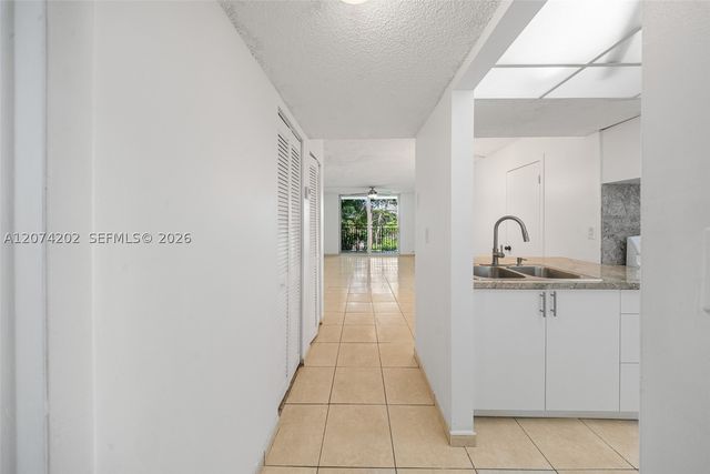 14155 SW 87th St 404-E, Miami, FL 33183