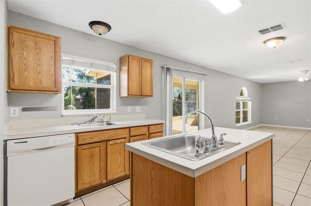 58 BRUNSWICK LANE, Palm Coast, FL 32137